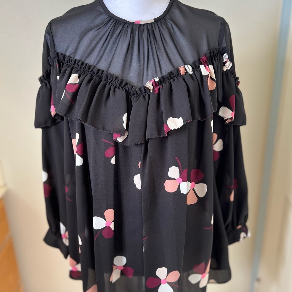 Kate Spade sheer polyester blouse w/ keyhole back. Black and floral